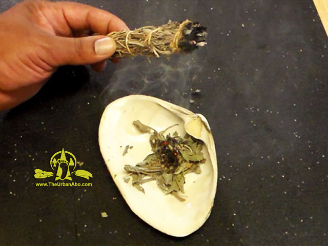  How to: Make White Sage Smudge Sticks 